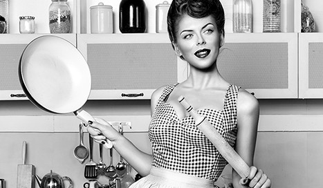 Fighting Bias Through Advertising: The Case of Working Mothers